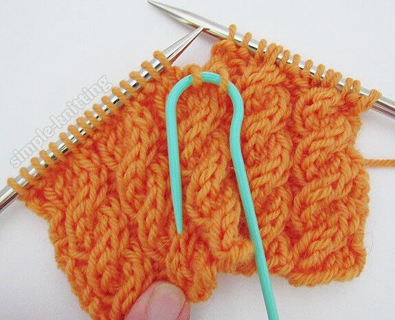 How to knit cables - cable knitting tutorial for beginners
