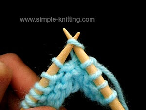 How to make one right knitting increase